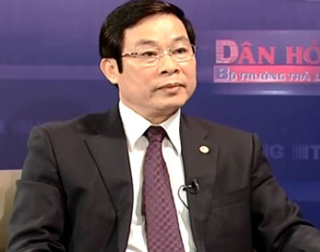 Bộ trưởng Nguyễn Bắc Son trong chương trình Dân hỏi - Bộ trưởng trả lời.
